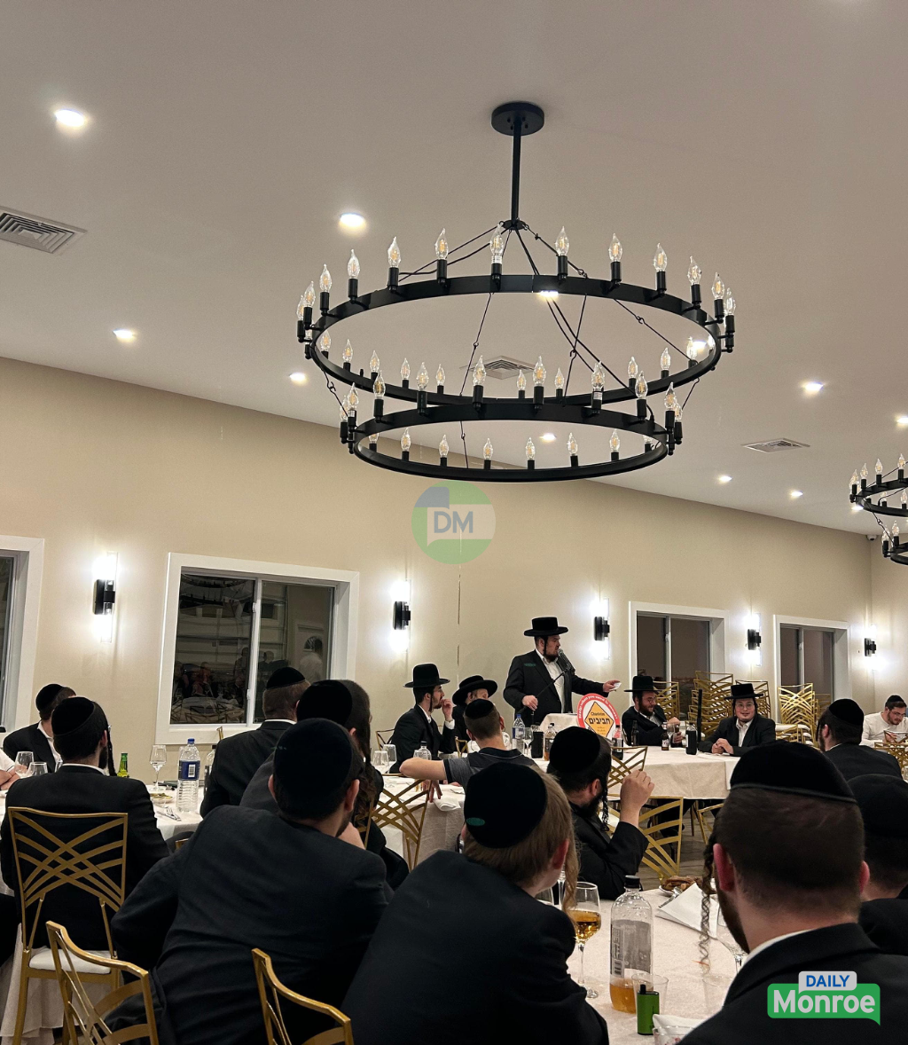 New Orange County Chavivim coordinator addressing members